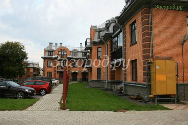 Продам таунхаус в Павловске, Пушкинский р-н