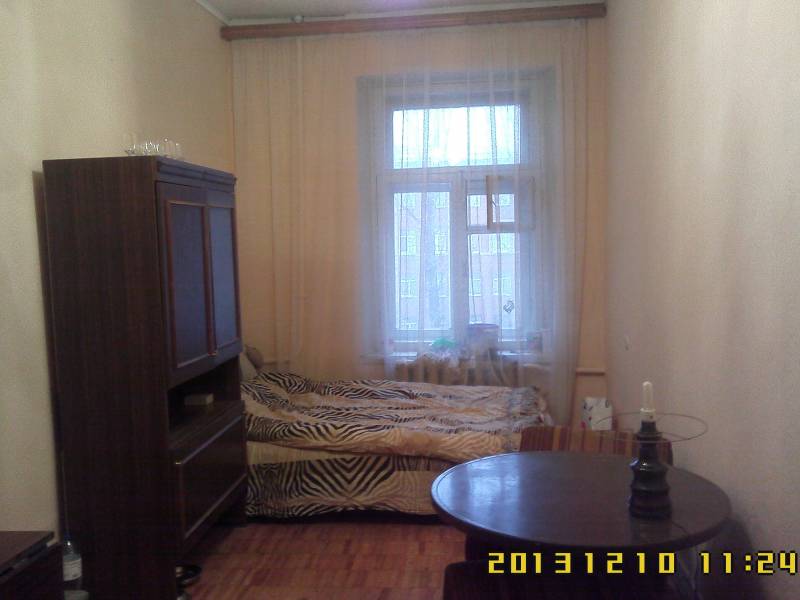 Продам 3х ком квартиру в центре Санкт-Петербурга у метро