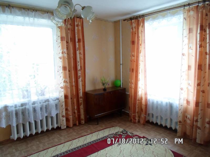 Сдам 1 к.кв в Павловске на Лето