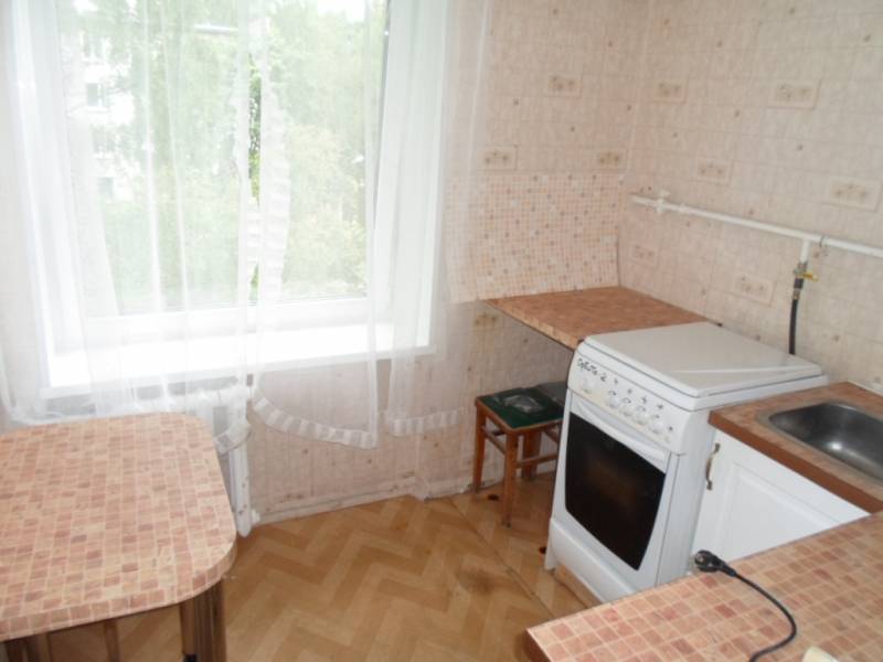 Сдам 2-х к.кв в Пушкине за 17 тр